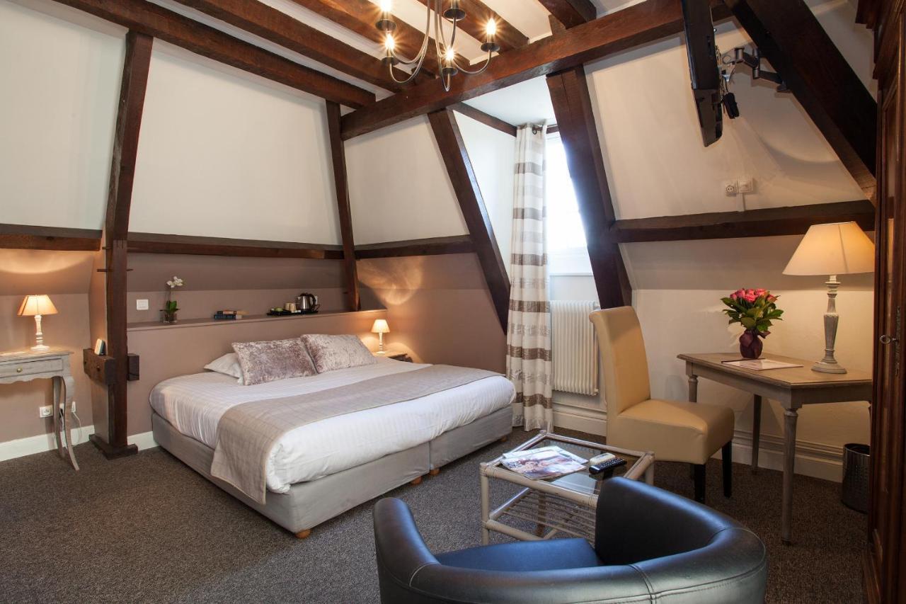 Hotel La Hoirie 사흘라 라 카네다 외부 사진